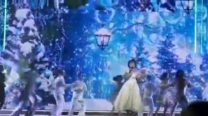 А снег идет