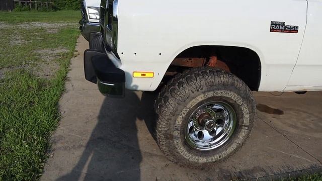 BOTH DIESELS GOT NEW SHOES TODAY!!! смотреть онлайн