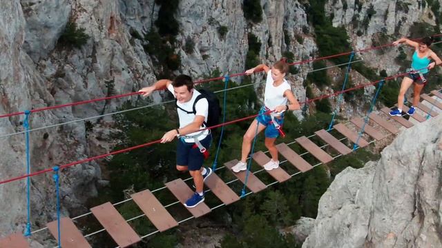 Подвесной мост на горе Ай-Петри (Крым) смотреть онлайн