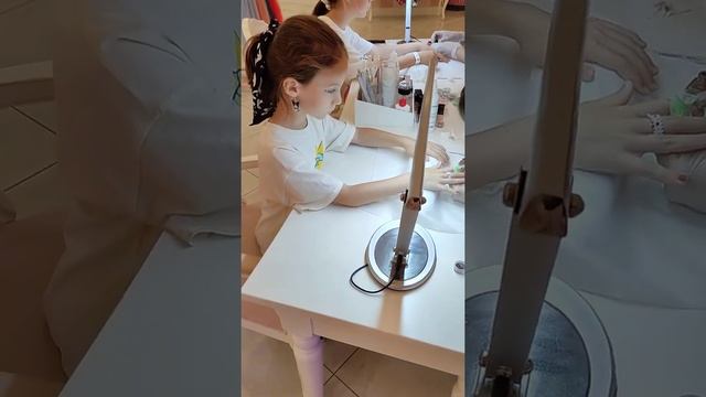 Мечта Карины, побывать в Салоне красоты Hello kitty., Остров мечты, Москва, Мечты Сбываются)июль 22 смотреть онлайн