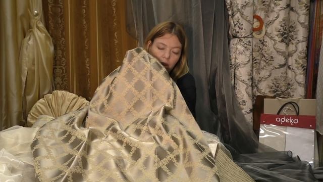 #382. Какие шторы выбрать под красивые зеленые обои?