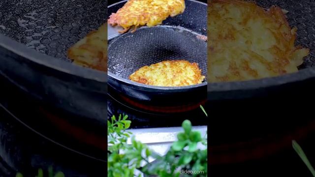 Картофельные драники с очень вкусным соусом?