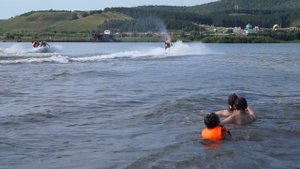 Гидроцикл с двигателем ВАЗ