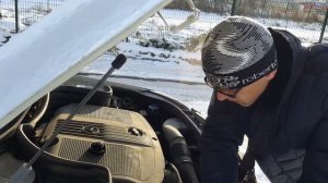 Mercedes GLK: Снова проверяем уровень антифриза