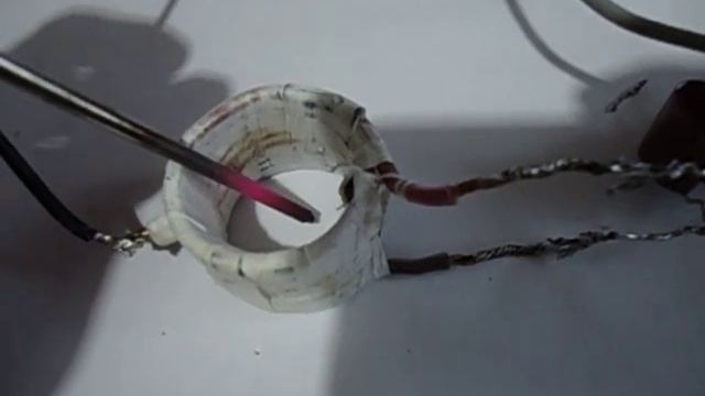 Простой индукционный нагреватель смотреть онлайн