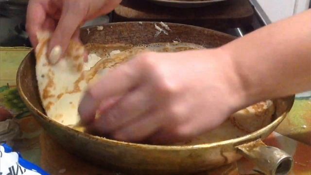 нежный слоёный блинный пирог с творожно-смородиновой начинкой Сказочная вкусняшка смотреть онлайн