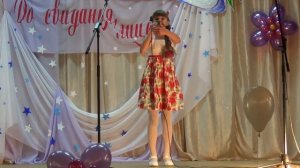 Я пою песенку :я рисую на окне!!!