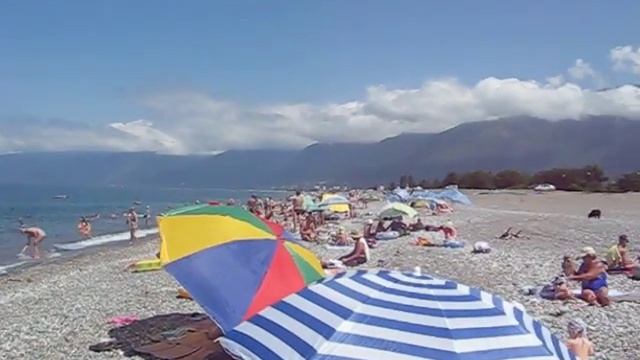Черное море Абхазии. 250 метров от места проживания. Алахадзы, Туманяна.