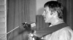 Высоцкий. Корабли постоят и ложатся на курс...