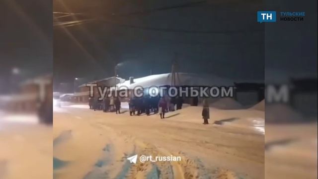 Туляки стояли в километровых очередях на остановках