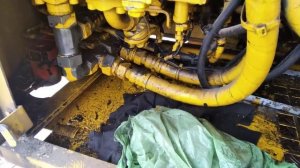 Ремонт крана LIEBHERR LTM-1060/2 2001г. Рывки при поднятии и опускании стрелы и лебедки.