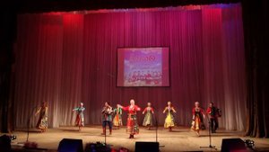 "Кони" Поёт Театр народной песни "Добро" г. Самара. Запевает Игорь Бикметов
