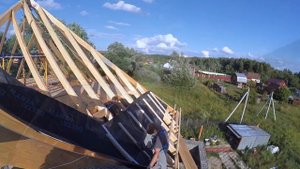 Монтаж мягкой кровли на вальмовой крыше своими руками