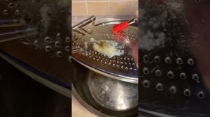 Очищаю утюг с помощью Oven Cleaner от Amway