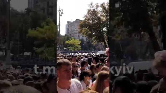 Давка на ул. Богдана Хмельницкого в Киеве во время парада