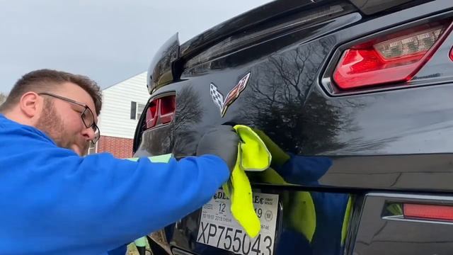 First thing to do to a corvette stingray! DE-badge it! смотреть онлайн