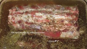 Запеченный свиной карбонад на кости