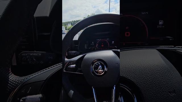 Skoda Scala Monte Carlo смотреть онлайн