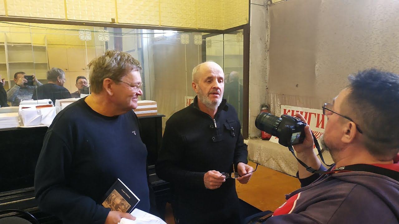Писатели прощаются с помещением Тольяттинской писательской организации