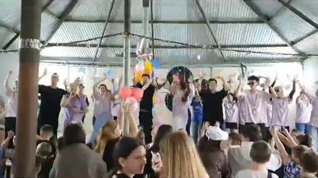 Зажигаем ✌?? смотреть онлайн