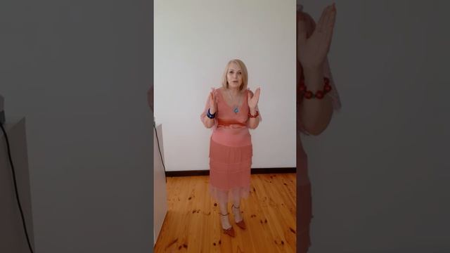 Переделка платья готова,  ура ура ура!!!