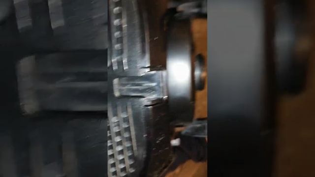 Пылесос самсунг, почему выпадывает наружний фильтр.  устраняем заводской дефект смотреть онлайн