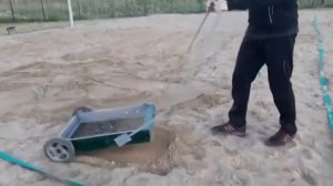 Пляжный волейбол. Сито для песка. Beach volleyball. Sieve for sand.