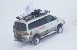 Интересные фургоны - Hyundai Starex ЗИМА (driving on snow)