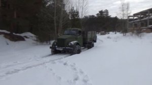 Прокатилась по снегу на ГАЗоМЕРе