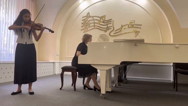 Гурбанбейли Селин.Ариф Меликов «Мечты Комдэ»13лет смотреть онлайн