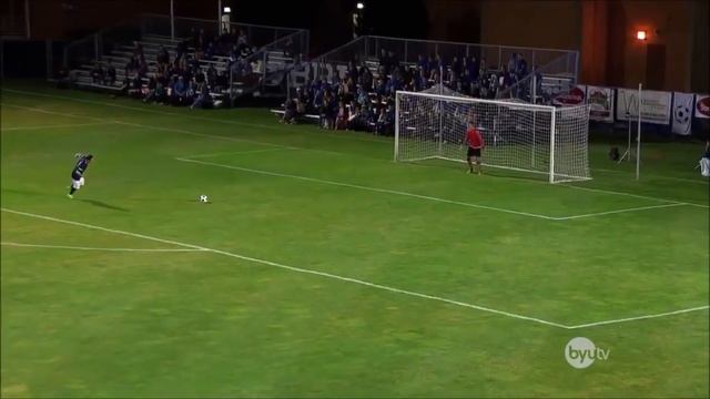 Вратарь отбил все 5 пенальти собственным лицом... смотреть онлайн