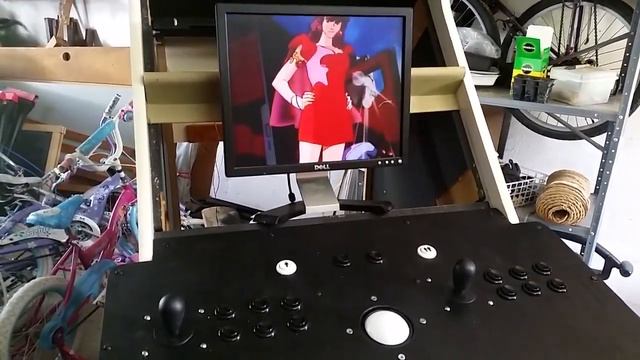 Arcade Machine Test with Road Blaster Laser disk Game смотреть онлайн