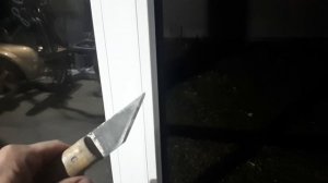 Устанавливаем тамбур из пластиковых рам.  Делаем крышу.