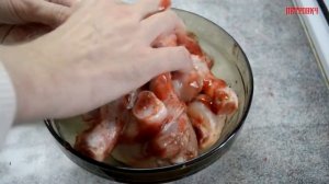Куриные ножки в брусничном соусе Chicken legs in lingonberry sauce
