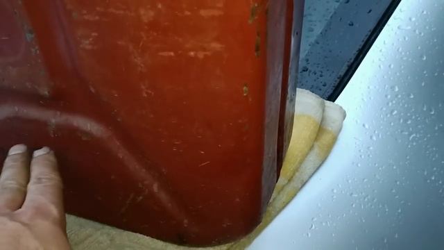 Як заправити паливний бак автомобіля з каністри смотреть онлайн