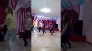 Идея для танца)))