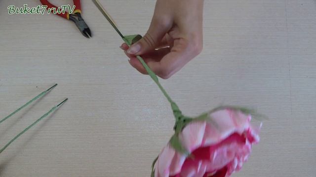 Ветка с цветами из гофрированной бумаги Дикая Роза. Мастер-класс Анны Тюмеровой