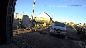 Самодельные распашные ворота в гараже из стеновых,газобетонных  панелей .