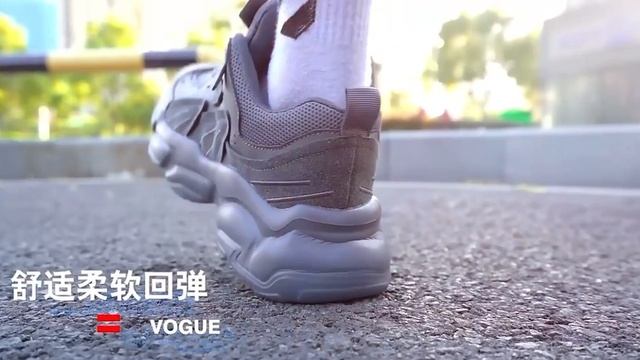 Крутые кроссовки с толстой подошвой!Скидки начинаются, не забывай! смотреть онлайн