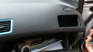 как снять воздушный дефлектор на honda civic 4d