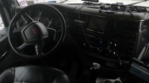 Краткий обзор Peterbilt 579