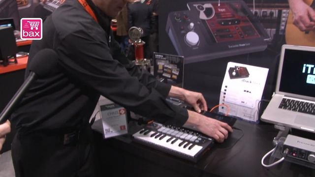 Focusrite iTrack Dock - NAMM 2014 смотреть онлайн