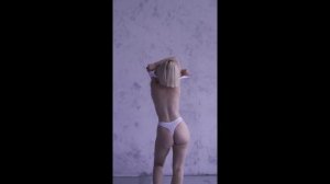 Девушки и пляж