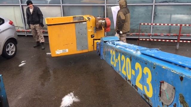 Инструкция / Управление Автовышкой / Монтаж Рекламы