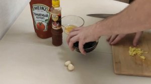 Сочные свиные рёбра запеченные в духовке в маринаде. Быстро и очень вкусно!