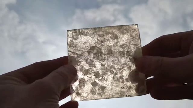 светящиеся стекло смотреть онлайн