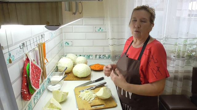 ЦВЕТЫ -Любовь моя! Кот Степа на прогулке НУ и без кроликов никак нельзя