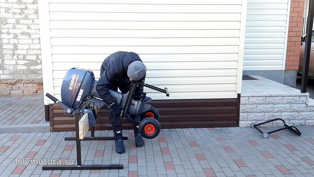 Тележка АКП-2 для перевозки лодочного мотора. Установка со СТОРОНЫ ВИНТА