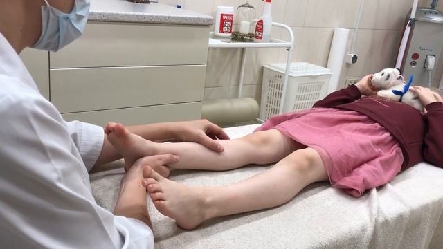 Лечение неправильной постановки стоп у детей после травм.