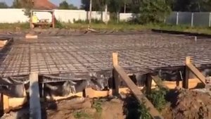 Армокаркас, армопояс и заливка фундамента